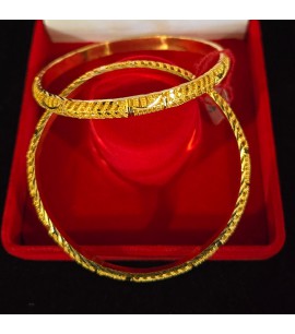 22ct Gold set of 2 Bangles - GJBN016